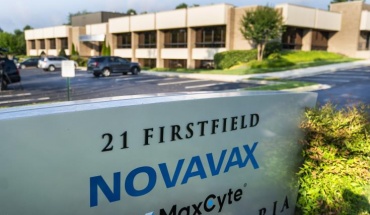 Νέο συμβόλαιο για προμήθεια εμβολίων COVID-19 υπέγραψαν Κομισιόν και NOVAVAX