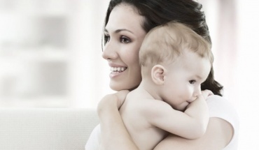 Ηρεμιστική η αγκαλιά των γονέων στα βρέφη αλλά όχι σε αυτά στο φάσμα του αυτισμού