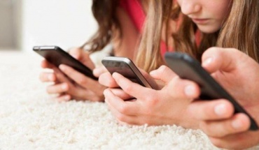 Υπουργικό: Προς απαγόρευση social media για παιδιά κάτω των 15