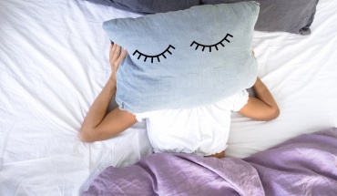 Πώς ένα ασταθές πρόγραμμα ύπνου μπορεί να επηρεάσει το έντερο