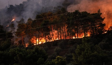 Ξεκινούν επιχειρήσεις τα αεροσκάφη της κυπριακής αποστολής στην Ελλάδα