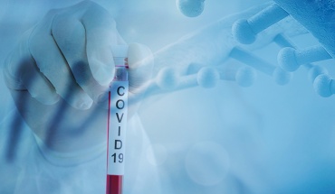 Προστασία έναντι του SARS-CoV-2 κατόπιν εμβολιασμού και προηγούμενης λοίμωξης