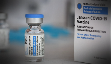 EMA: Εξετάζει ενισχυτική δόση εμβολίου κατά της COVID-19 της Janssen
