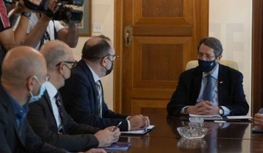 Συνάντηση ΠτΔ με πρόεδρο ΟΑΥ Θωμά Αντωνίου