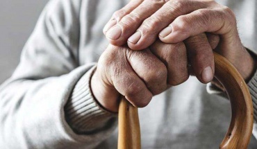 Καταγγελίες για διάκριση σε ασφάλιστρα έναντι ηλικιωμένων
