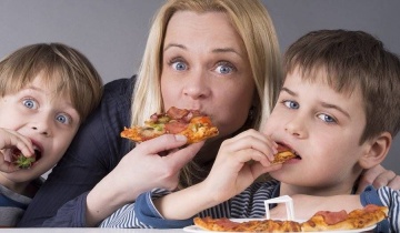 Άσκηση, σωστή διατροφή και λιγότερο άγχος από τους γονείς για την παιδική παχυσαρκία