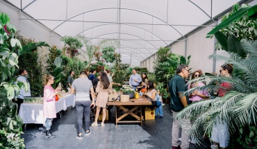 OUTDOOR CREATIONS: Ένα αναπάντεχο brunch σε θερμοκήπιο!