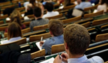 Παράταση στην υποβολή αιτήσεων για κρατική φοιτητική μέριμνα