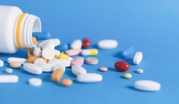 AstraZeneca: Σταματά δοκιμή αντικαρκινικού φαρμάκου