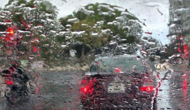 Σε ισχύ κίτρινη προειδοποίηση για καταιγίδες και χαλαζόπτωση μέχρι το πρωί Σαββάτου