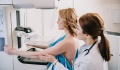 Ο ετήσιος προσυμπτωματικός έλεγχος για καρκίνο του μαστού από τα 40 σώζει ζωές
