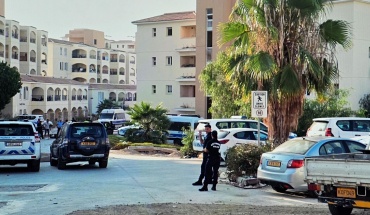 Εκστρατεία καθαριότητας στο συγκρότημα στην Χλώρακα