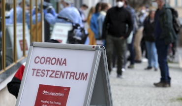 Aυστηρότερα μέτρα κατά του κορωνοϊού σχεδιάζονται στη Γερμανία