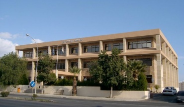 Στη φρουρό του Δικαστηρίου Λάρνακας εντοπίζεται η διαρροή βίντεο με κρατούμενους – Νέες συλλήψεις