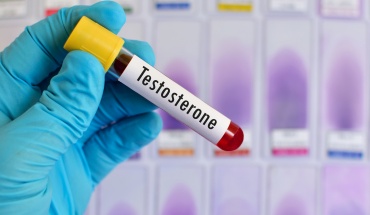 Άνδρες με χαμηλά επίπεδα τεστοστερόνης μπορεί να νοσούν σοβαρότερα από COVID-19