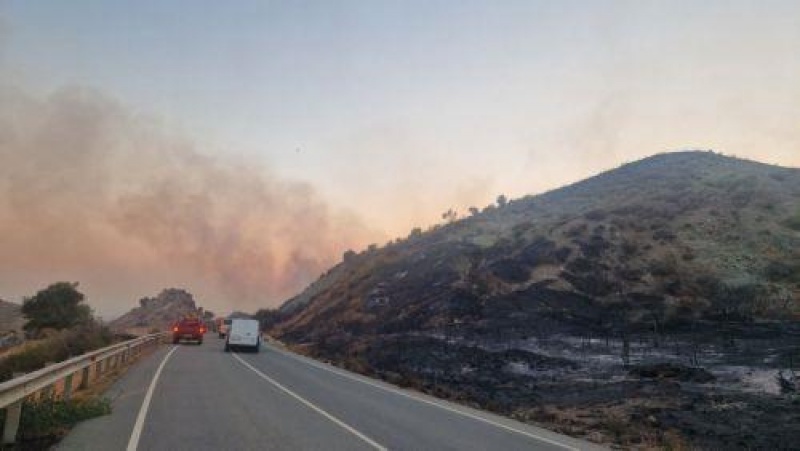 Κλειστοί δρόμοι στην επαρχία Λεμεσού λόγω της πυρκαγιάς