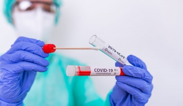 Σημαντικά μειωμένα τα κρούσματα COVID και γρίπης - Αυξημένοι οι εμβολιασμοί