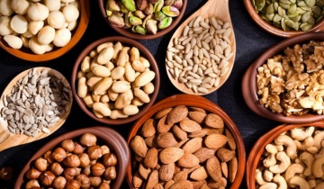 Πώς συμβάλλει η κατανάλωση ξηρών καρπών στη βελτίωση της υγείας;
