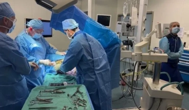 Βιονικό χέρι τοποθετήθηκε σε 45χρονο στο American Medical Center