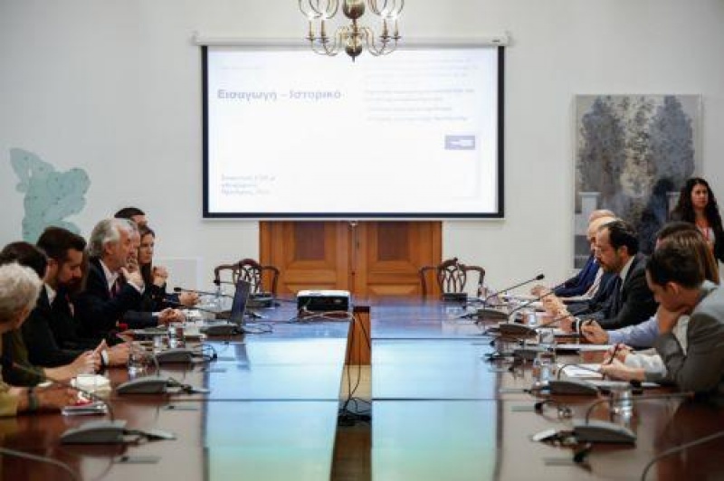 Στέγαση, κυκλοφορία και δημόσια έργα στη συνάντηση ΠτΔ-ΕΤΕΚ