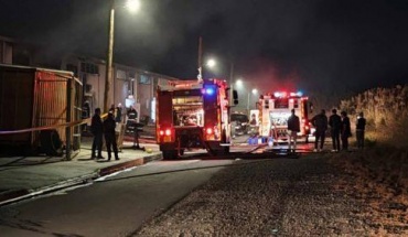 Κατασβέστηκε φωτιά σε κηροποιείο στα Λειβάδια πριν επεκταθεί σε γειτονικά υποστατικά