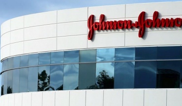 Johnson & Johnson: Προτείνει διακανονισμό $6,5 δισ. για τη βρεφική πούδρα