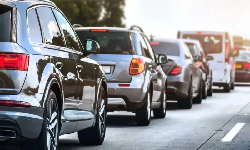 Ά&delta;&epsilon;&iota;&epsilon;&sigmaf; &kappa;&upsilon;&kappa;&lambda;&omicron;&phi;&omicron;&rho;ί&alpha;&sigmaf;: Έ&sigma;&pi;&epsilon;&upsilon;&sigma;&alpha;&nu; &lambda;&iota;&gamma;ό&tau;&epsilon;&rho;&omicron;&iota; &phi;έ&tau;&omicron;&sigmaf; - 34 &chi;&iota;&lambda;. &sigma;&epsilon; &mu;&iota;&alpha; &mu;έ&rho;&alpha;