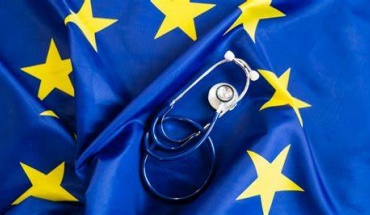 Αναλαμβάνει πρωτοβουλία η ΕΕ για κάλυψη εξόδων συγγενών ασθενών