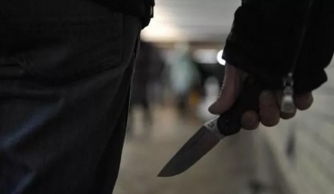 Απόπειρα φόνου με μαχαίρι κατά 21χρονου διερευνά η Αστυνομία