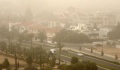 Υψηλές συγκεντρώσεις σκόνης, συστήνεται αποφυγή ανοικτών χώρων