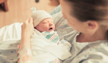 Τα ποσοστά γεννήσεων στις ΗΠΑ επιστρέφουν στα προ πανδημίας επίπεδα