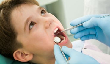 Ωραία και υγιή δόντια στην παιδική ηλικία- Πώς τα εξασφαλίζουμε