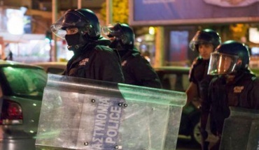 Επεισόδια σημειώθηκαν μεταξύ οπαδών ΑΕΛ και Απόλλωνα στο κέντρο της Λεμεσού