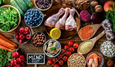 Τι είναι η δίαιτα MIND και πώς επιδρά στην υγεία του εγκεφάλου