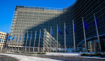 Κομισιόν: Συνέδριο για αναβάθμιση της ανάπτυξης και παραγωγής θεραπευτικών μέσω για COVID-19