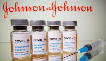 Πιθανή διασύνδεση εμβολίου J&J με σπάνια περίπτωση θρόμβωσης