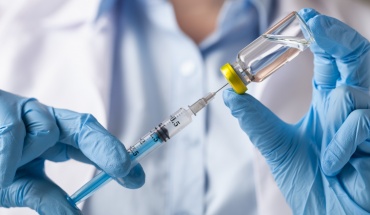 Απαραίτητη η ενισχυτική δόση του εμβολίου κατά της COVID-19