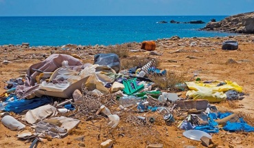 Μέχρι 4000 μικροπλαστικά ανά τ.μ στις ακτές