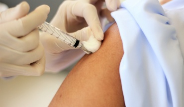 Τρέχουν οι εμβολιασμοί για τη γρίπη