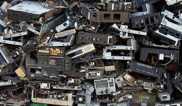 Αυξημένα κατά 82% τα ηλεκτρονικά απόβλητα