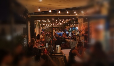The Rooftop Bar: Το απόλυτο καλοκαιρινό all-day spot στην Αγορά Λεμεσού