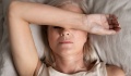 Χάνουν τον ύπνο τους οι γυναίκες στην εμμηνόπαυση