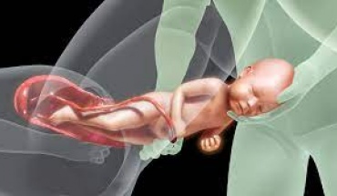 Κολπικός τοκετός ή καισαρική: Ο τρόπος γέννησης επιδρά στην ανταπόκρισή μας στα εμβόλια