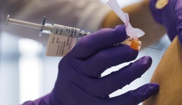Ο ΠΑΣΥΝΜ υποστηρίζει εμβολιασμούς με τα δοκιμασμένα εμβόλια για την COVID-19 μόλις είναι διαθέσιμα