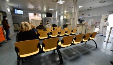 Προσεγγίζουν τα 115 εκ. τα περιστατικά κορωνοϊού διεθνώς