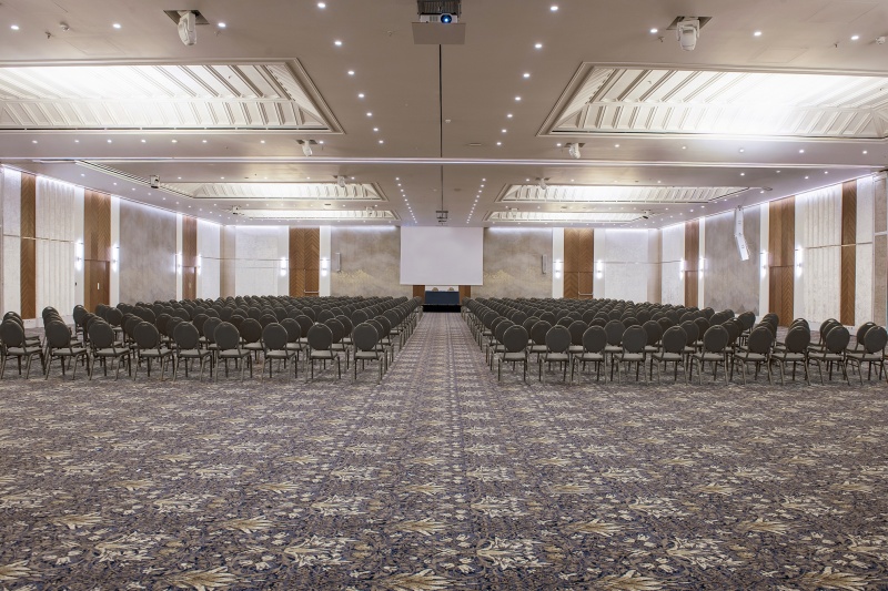 Η εμβληματική αίθουσα εκδηλώσεων, Ledra Ball Room, του Hilton Nicosia επέστρεψε πλήρως ανακαινισμένη