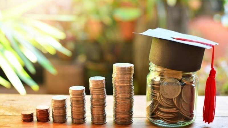 &Omicron;&iota; &phi;&omicron;&iota;&tau;&eta;&tau;έ&sigmaf; &delta;&epsilon;&nu; &zeta;&eta;&tau;&omicron;ύ&nu; &Phi;&omicron;&rho;έ&alpha;, &zeta;&eta;&tau;&omicron;ύ&nu; ί&sigma;&epsilon;&sigmaf; &epsilon;&upsilon;&kappa;&alpha;&iota;&rho;ί&epsilon;&sigmaf;