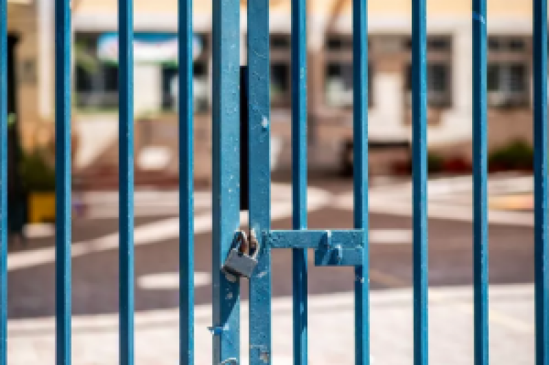 &Sigma;&tau;ά&sigma;&eta; &epsilon;&rho;&gamma;&alpha;&sigma;ί&alpha;&sigmaf; &tau;&eta;&nu; &Pi;έ&mu;&pi;&tau;&eta; &alpha;&pi;ό 7:30 &pi;.&mu;. έ&omega;&sigmaf; 9:00 &pi;.&mu;. &alpha;&pi;&omicron;&phi;ά&sigma;&iota;&sigma;&epsilon; &eta; &Omicron;&Epsilon;&Lambda;&Mu;&Epsilon;&Kappa;