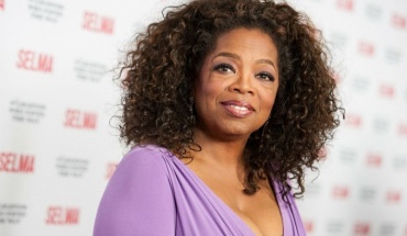 Η Oprah Winfrey μοιράζεται την εμπειρία της με την εμμηνόπαυση