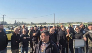 Κτηνοτρόφοι στους δρόμους για τις θανατώσεις ζώων